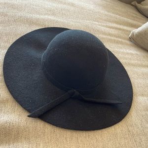 Black wool hat